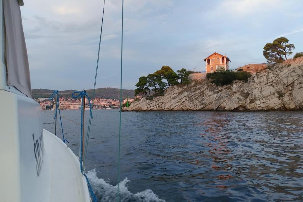 Kuca Za Odmor Eni **** Villa Šibenik Eksteriør bilde